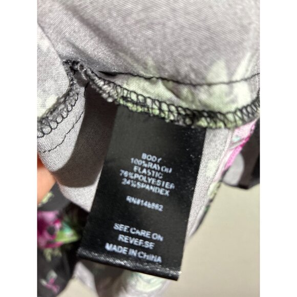 Torrid Camisole Womens 16 Smocked Floral Print Empire Waist Camisole gray Size 2 - Picture 3 of 9